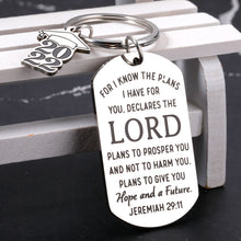 Load image into Gallery viewer, Class of 2022 Graduation Gifts Keychain for Women Men 2022 Seniors High School Medical College Graduation Gifts for Her Him Daughter Son Inspirational Christian Bible Verse Gifts for Women Men Friends