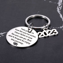 Load image into Gallery viewer, Class of 2023 Graduation Gifts Keychain for Senior 2023 Medical High School College Graduation Gifts for Her Him Inspirational 2023 Grad Gifts for Boys Girls Women Men Master Nurse Mom to Son Daughter