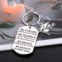 Load image into Gallery viewer, Class of 2022 Graduation Gifts Keychain for Men Women 2022 Seniors Medical Nurses High School College Graduation Gifts for Son Daughter Boys Girls Master Inspirational 2022 Grad Gifts for Her Him