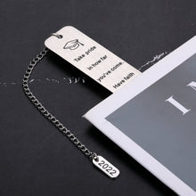 Load image into Gallery viewer, Class of 2022 Graduation Gifts for Her Him Bookmark Seniors 2022 Medical High School College Graduation Gifts for Son Daughter Boys Girls Inspirational 2022 Grad Gifts for Women Men Master Nurses PHD