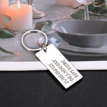 Load image into Gallery viewer, Funny Christmas Birthday Gifts for Teens Girls Boys Son Daughter from Mom Don't Do Stupid Keychains Gag Gifts for Men Women Friends Valentine Day Graduation Stocking Stuffers Gifts for Teenagers Kid