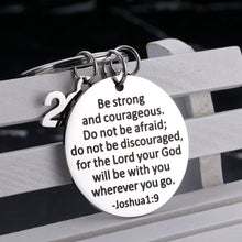 Load image into Gallery viewer, 2023 Graduation Gifts for Her Him High School College Graduation Gifts for Her Him Son Daughter Graduation Class of 2023 Gifts for Women Men Girls Boys Graduation Party Supplies Keychain Inspirational