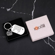 Load image into Gallery viewer, Inspirational Class of 2022 Graduation Gifts Keychain for Men Women 2022 Medical High School College Graduation Gifts for Son Daughter Boys Girls Seniors 2022 Grad Gifts for Her Him Master Nurses PHD